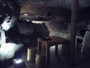 チェジュ島　洞窟カフェ　