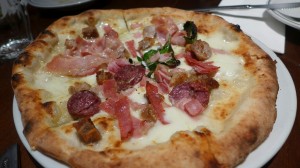ナポリのピッツァを食べに行こう！